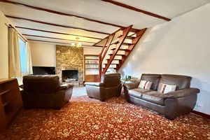 29' Lounge/Dining Room- click for photo gallery